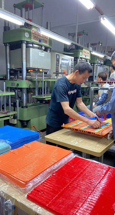 走進嫩草影院免费版 走進嫩草影院免费版